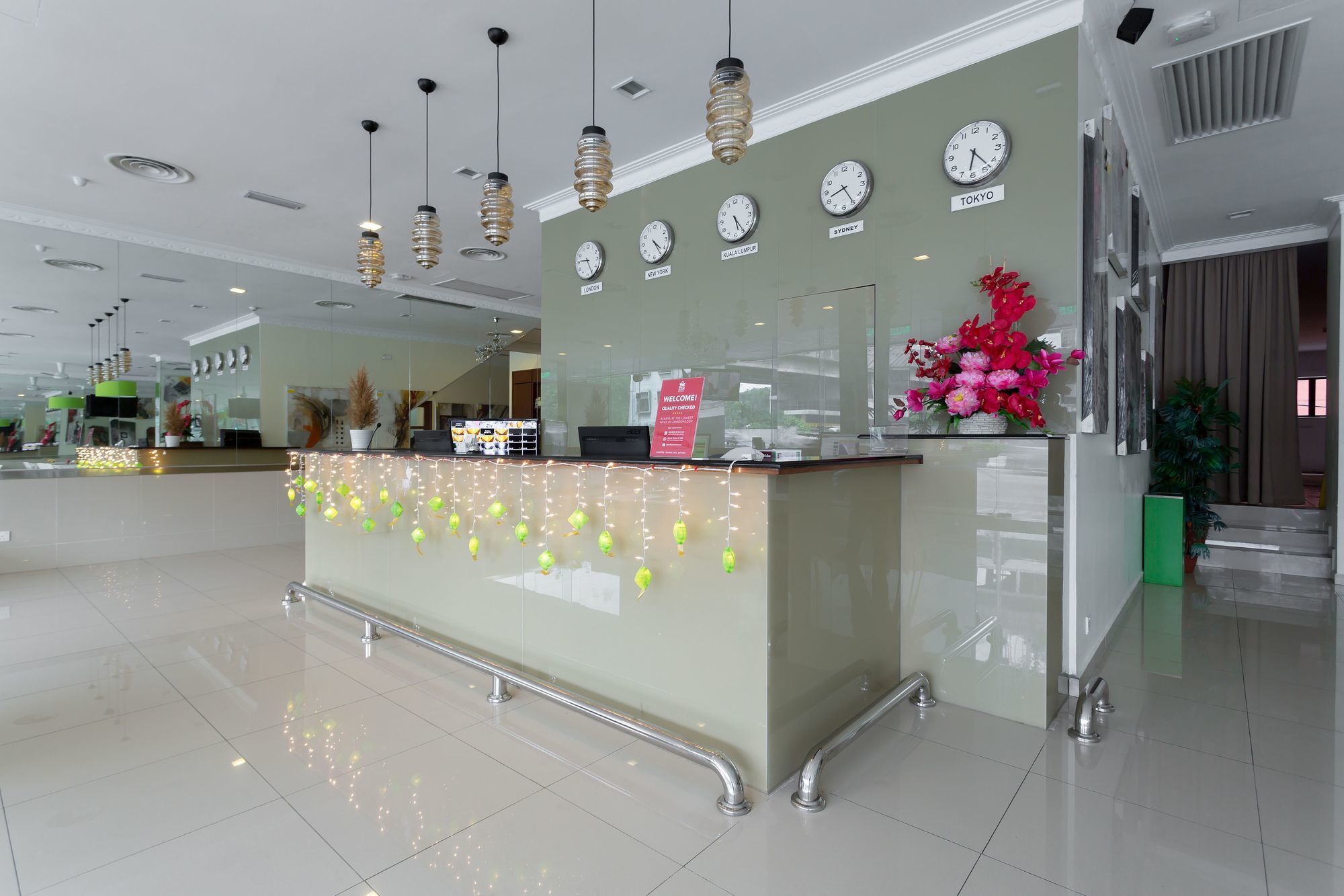 Zen Rooms Basic Sentul 吉隆坡 外观 照片